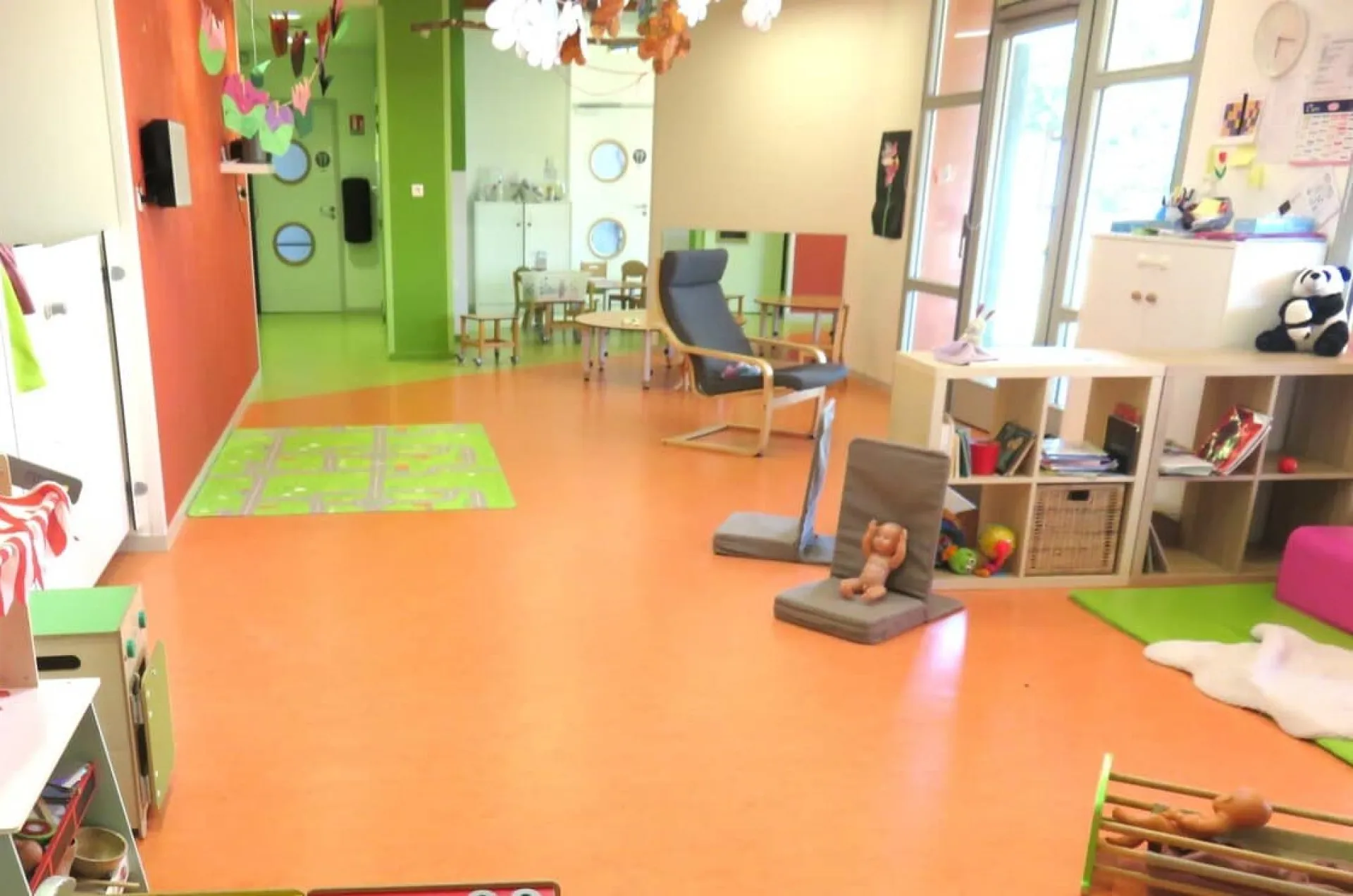 creche-talensac-1-2-3-celia-people-baby-1