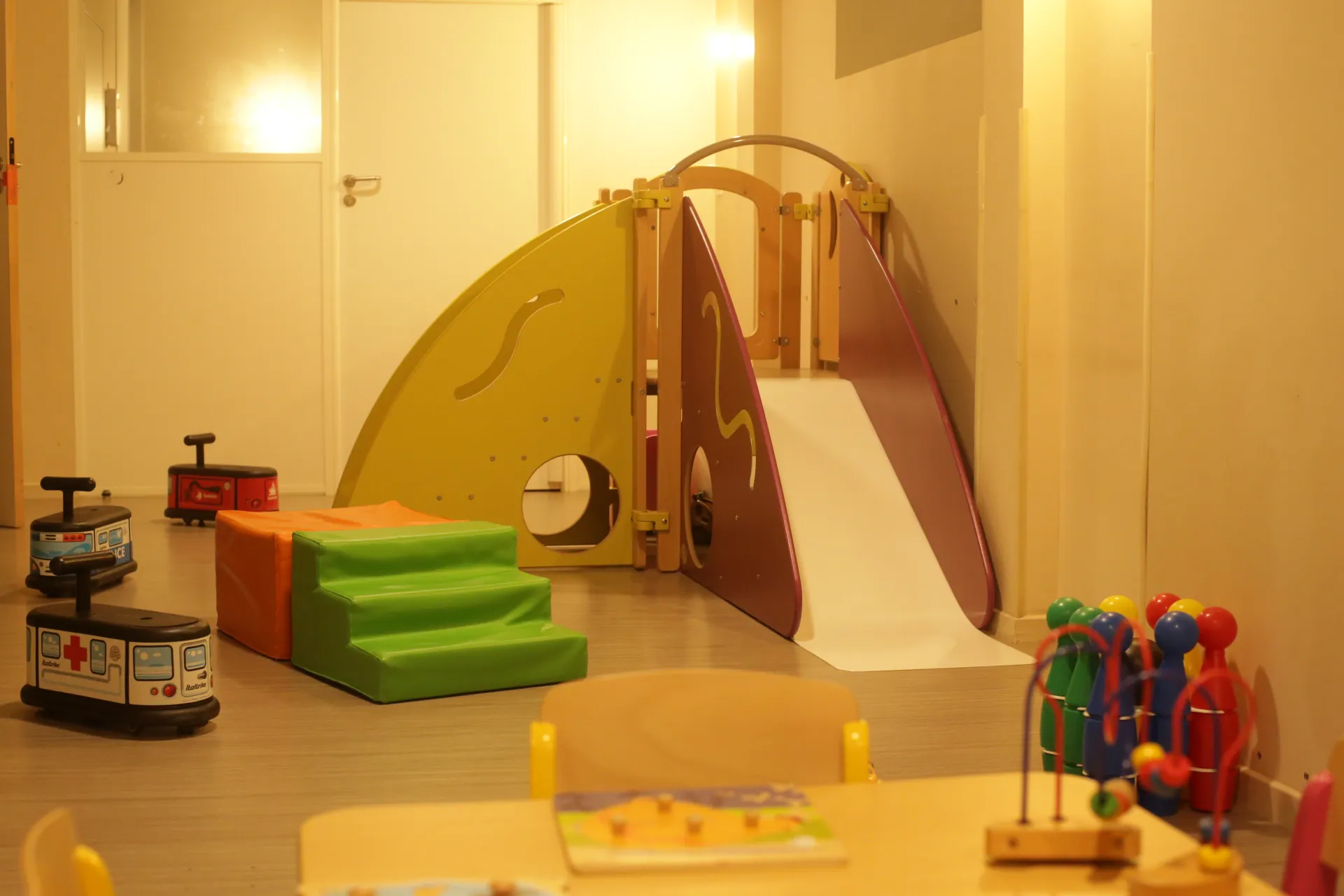 creche-vienne-octave-people-and-baby-2