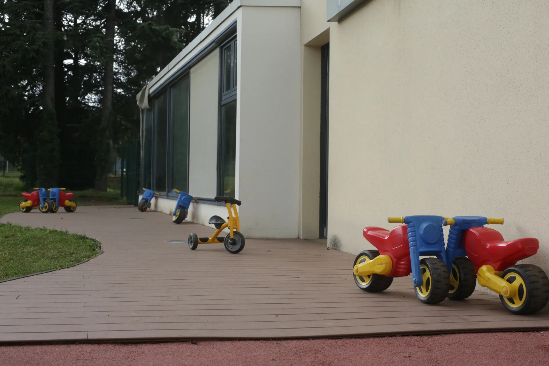 creche-la-talaudiere-les-grabottes-people-and-baby-2