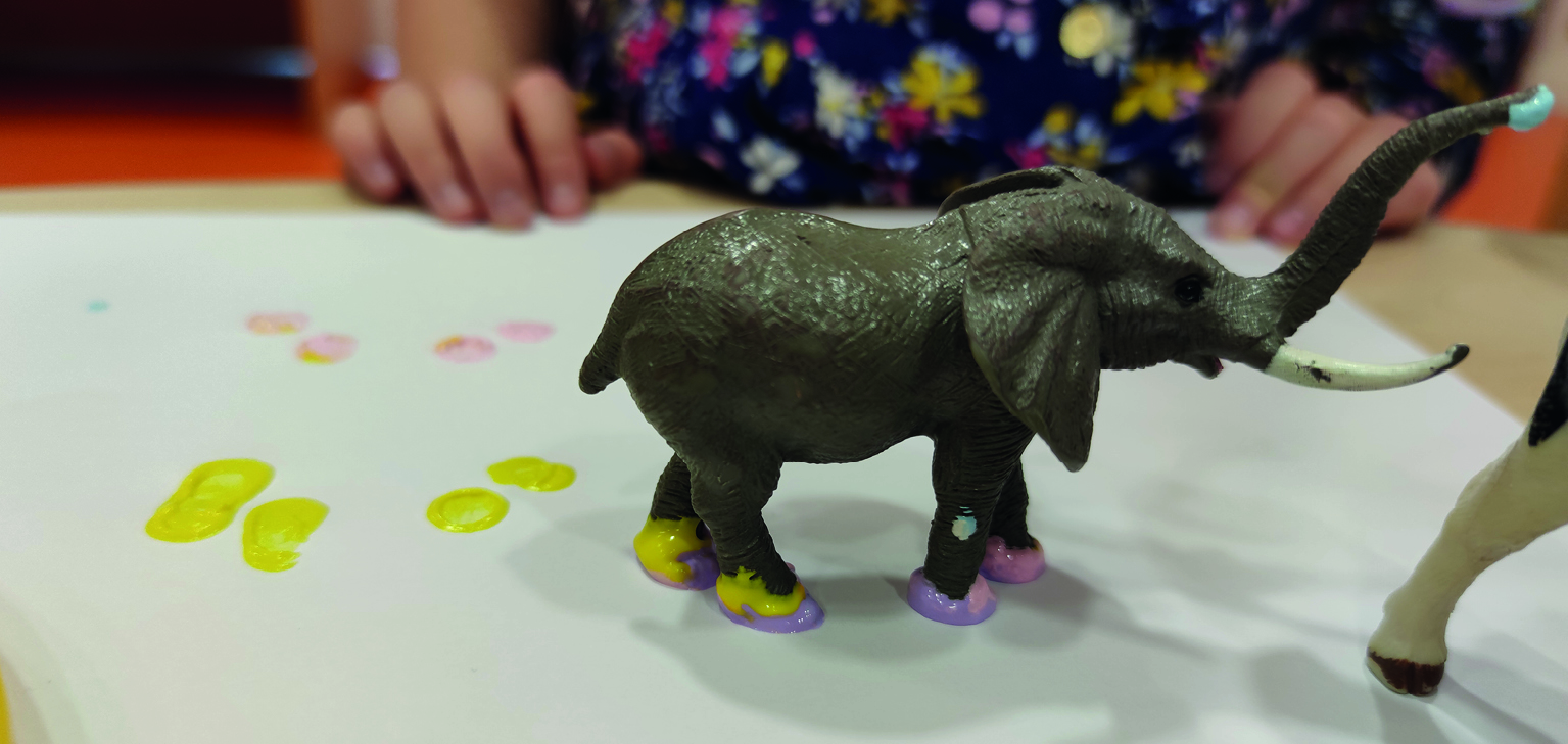jouet elephant empreinte peinture