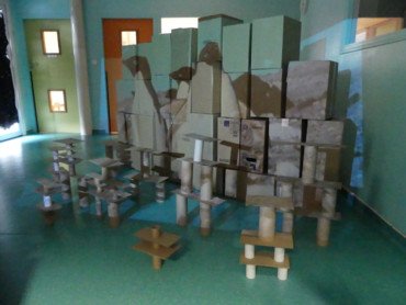 Strucutre en carton activité crèche